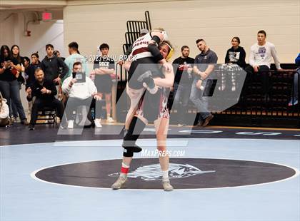 Thumbnail 2 in UIL Region 4 Wrestling Finals photogallery.