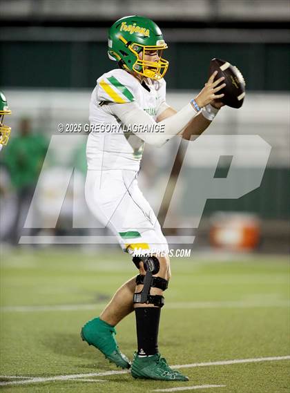 Thumbnail 3 in Newman Smith vs Fossil Ridge photogallery.