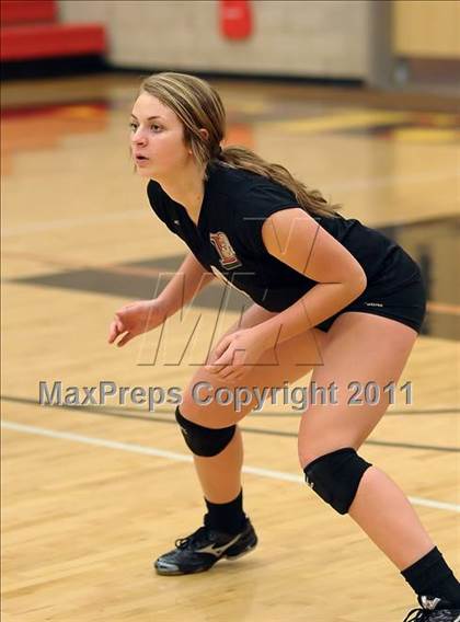 Thumbnail 3 in Lincoln @ St. Francis (CIF SJS D1 Playoffs) photogallery.