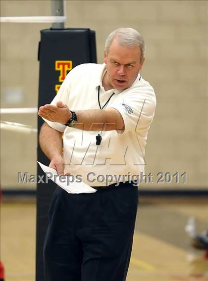 Thumbnail 3 in Lincoln @ St. Francis (CIF SJS D1 Playoffs) photogallery.