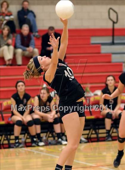 Thumbnail 3 in Lincoln @ St. Francis (CIF SJS D1 Playoffs) photogallery.
