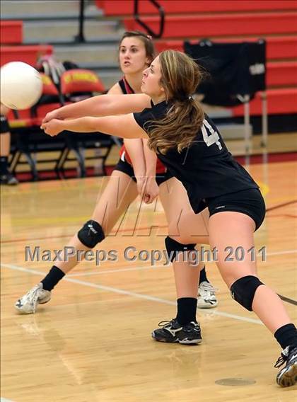 Thumbnail 1 in Lincoln @ St. Francis (CIF SJS D1 Playoffs) photogallery.