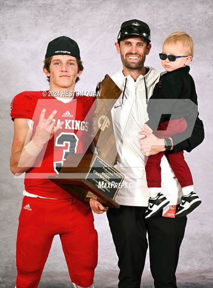 Thumbnail 2 in Palos Verdes (CIF State D2A Champions) photogallery.