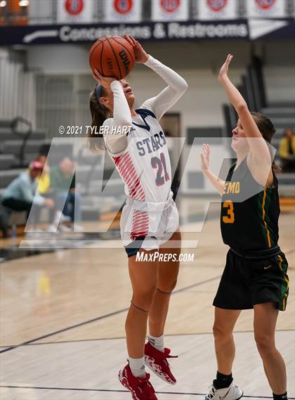 Thumbnail 3 in Bedford North Lawrence vs. Fremd (Sneakers for Santa Shootout) photogallery.