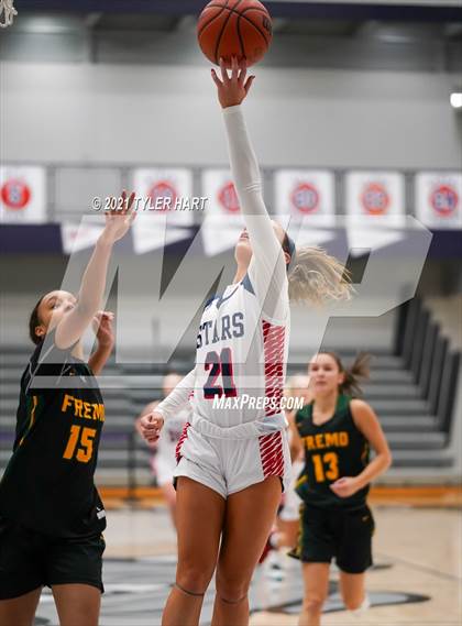 Thumbnail 3 in Bedford North Lawrence vs. Fremd (Sneakers for Santa Shootout) photogallery.
