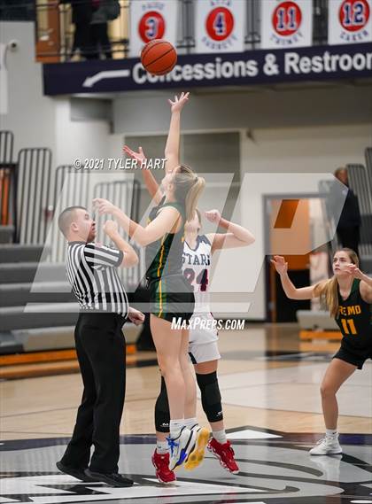 Thumbnail 3 in Bedford North Lawrence vs. Fremd (Sneakers for Santa Shootout) photogallery.