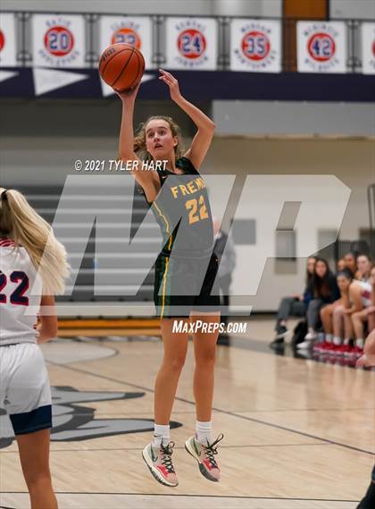 Thumbnail 3 in Bedford North Lawrence vs. Fremd (Sneakers for Santa Shootout) photogallery.