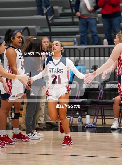 Thumbnail 1 in Bedford North Lawrence vs. Fremd (Sneakers for Santa Shootout) photogallery.