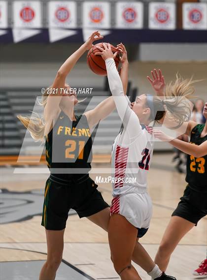 Thumbnail 3 in Bedford North Lawrence vs. Fremd (Sneakers for Santa Shootout) photogallery.