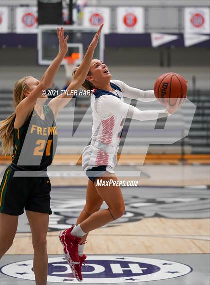 Thumbnail 2 in Bedford North Lawrence vs. Fremd (Sneakers for Santa Shootout) photogallery.