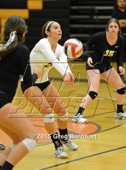 Thumbnail 3 in Inderkum @ Yuba City photogallery.