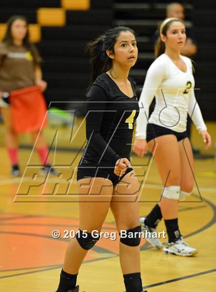 Thumbnail 2 in Inderkum @ Yuba City photogallery.