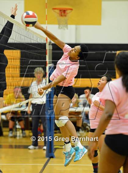 Thumbnail 1 in Inderkum @ Yuba City photogallery.
