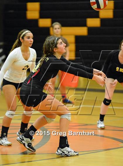 Thumbnail 3 in Inderkum @ Yuba City photogallery.