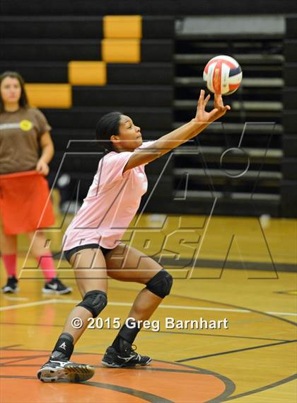 Thumbnail 2 in Inderkum @ Yuba City photogallery.
