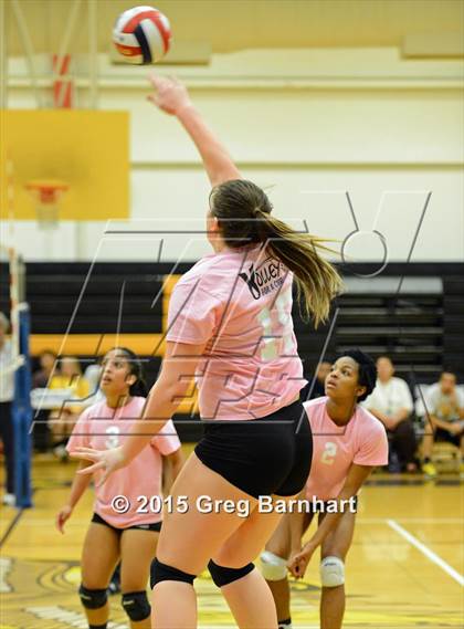 Thumbnail 2 in Inderkum @ Yuba City photogallery.