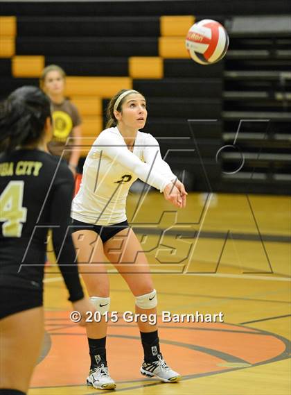 Thumbnail 2 in Inderkum @ Yuba City photogallery.