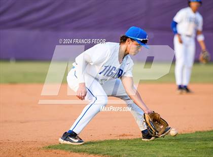 Thumbnail 2 in Lennard @ Jesuit (Saladino) photogallery.