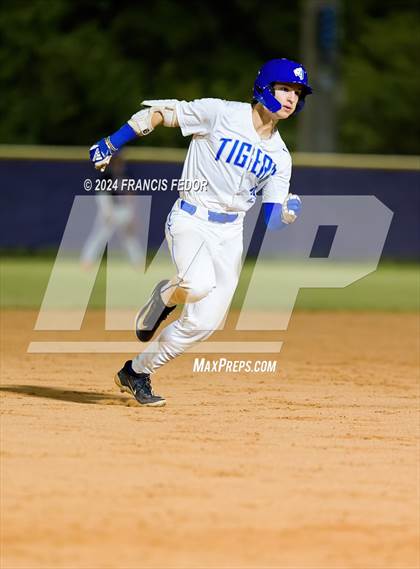Thumbnail 2 in Lennard @ Jesuit (Saladino) photogallery.