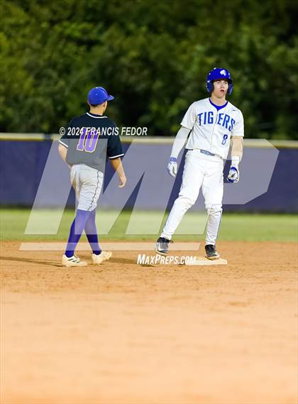 Thumbnail 2 in Lennard @ Jesuit (Saladino) photogallery.