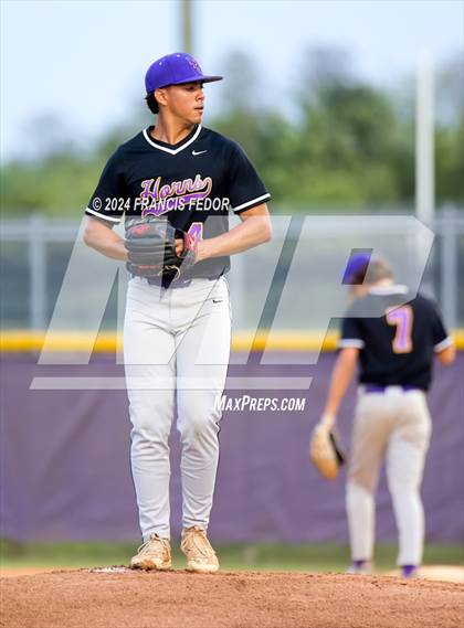 Thumbnail 2 in Lennard @ Jesuit (Saladino) photogallery.