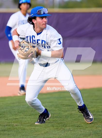 Thumbnail 2 in Lennard @ Jesuit (Saladino) photogallery.