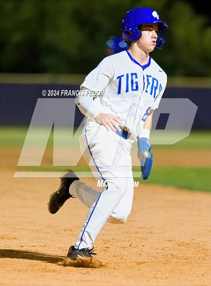 Thumbnail 1 in Lennard @ Jesuit (Saladino) photogallery.