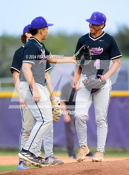 Thumbnail 3 in Lennard @ Jesuit (Saladino) photogallery.