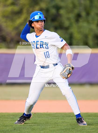 Thumbnail 1 in Lennard @ Jesuit (Saladino) photogallery.