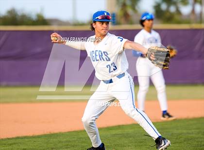 Thumbnail 1 in Lennard @ Jesuit (Saladino) photogallery.