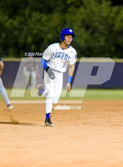 Thumbnail 1 in Lennard @ Jesuit (Saladino) photogallery.