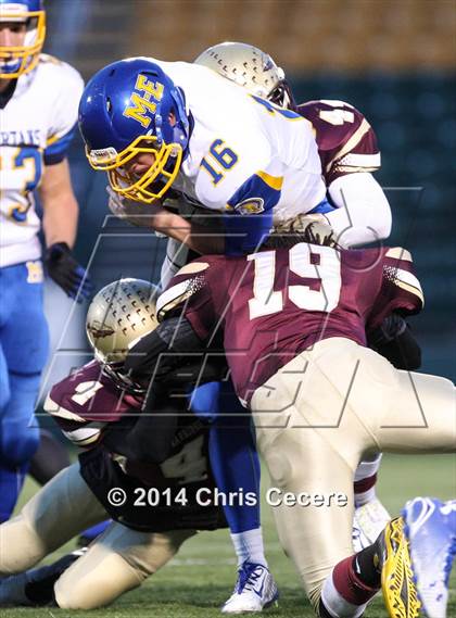 Thumbnail 2 in Cheektowaga vs. Maine-Endwell (NYSPHSAA Class B Semifinal) photogallery.