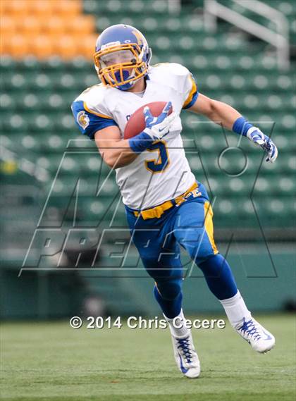 Thumbnail 2 in Cheektowaga vs. Maine-Endwell (NYSPHSAA Class B Semifinal) photogallery.
