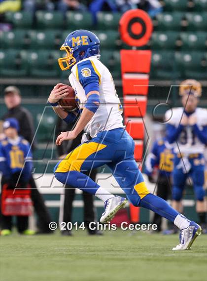 Thumbnail 3 in Cheektowaga vs. Maine-Endwell (NYSPHSAA Class B Semifinal) photogallery.