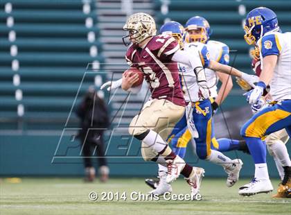 Thumbnail 1 in Cheektowaga vs. Maine-Endwell (NYSPHSAA Class B Semifinal) photogallery.