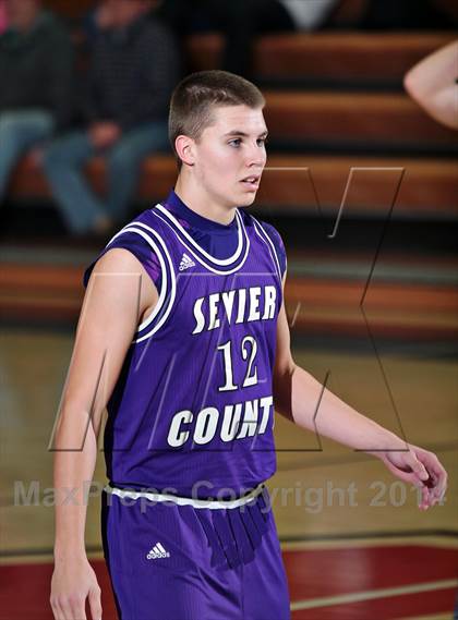 Thumbnail 3 in David Crockett vs Sevier County (Renasant Bank Christmas Tournament) photogallery.