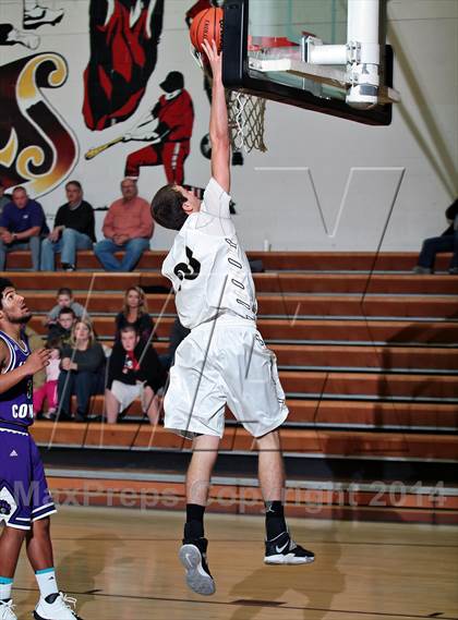 Thumbnail 1 in David Crockett vs Sevier County (Renasant Bank Christmas Tournament) photogallery.