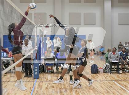 Thumbnail 1 in Columbia vs Alief Taylor (Needville Tournament) photogallery.