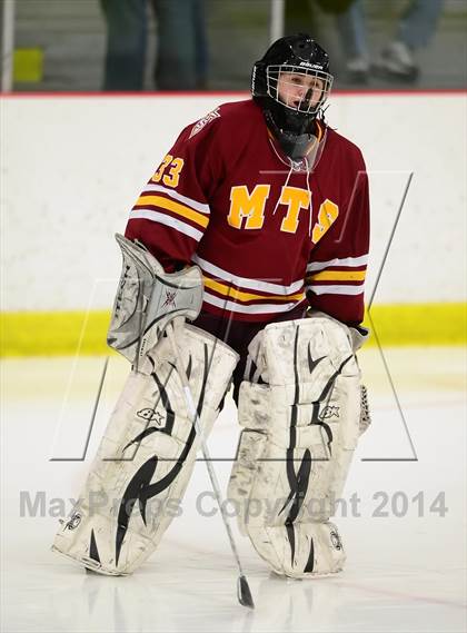 Thumbnail 3 in Sheehan @ Lyman Hall/Haddam-Killingworth photogallery.