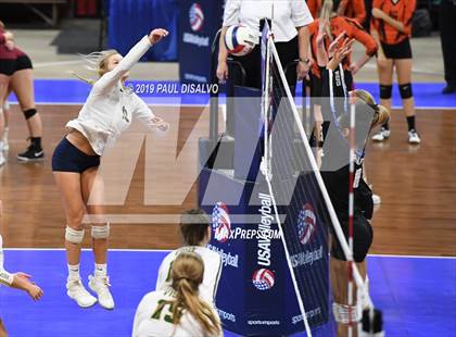 Thumbnail 3 in Mountain Vista vs. Grandview (CHSAA 5A Playoff) photogallery.
