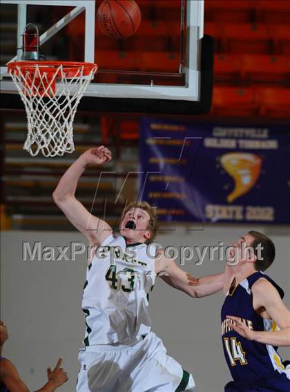 Thumbnail 2 in Pratt vs. Coffeyville-Field Kindley (KSHSAA 4A 1st Round) photogallery.