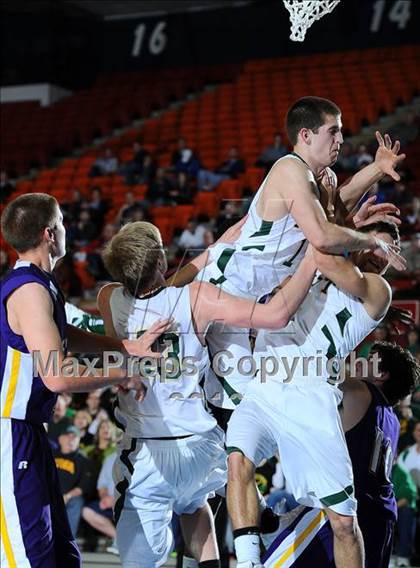 Thumbnail 3 in Pratt vs. Coffeyville-Field Kindley (KSHSAA 4A 1st Round) photogallery.