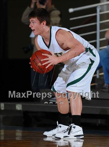 Thumbnail 1 in Pratt vs. Coffeyville-Field Kindley (KSHSAA 4A 1st Round) photogallery.