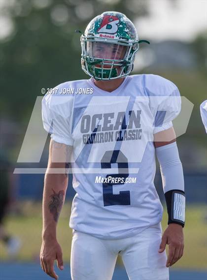 Thumbnail 2 in All-Shore Gridiron Classic (Monmouth vs. Ocean) photogallery.