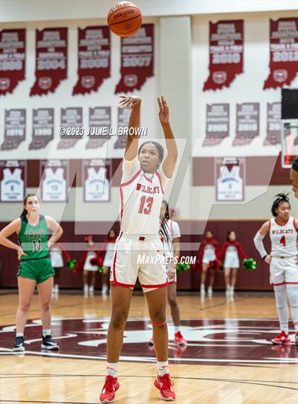 Thumbnail 1 in Cathedral vs. Lawrence North (IHSAA 4A sectional 10 semi-final) photogallery.