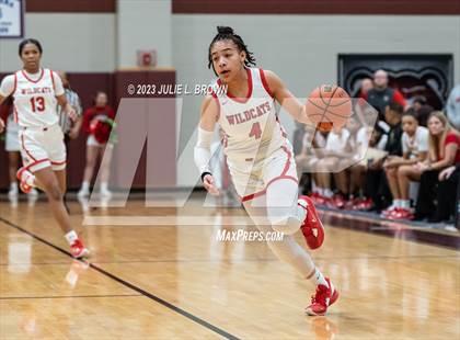 Thumbnail 2 in Cathedral vs. Lawrence North (IHSAA 4A sectional 10 semi-final) photogallery.