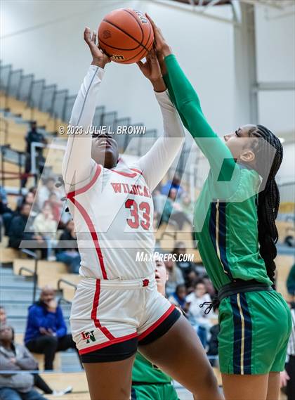 Thumbnail 2 in Cathedral vs. Lawrence North (IHSAA 4A sectional 10 semi-final) photogallery.