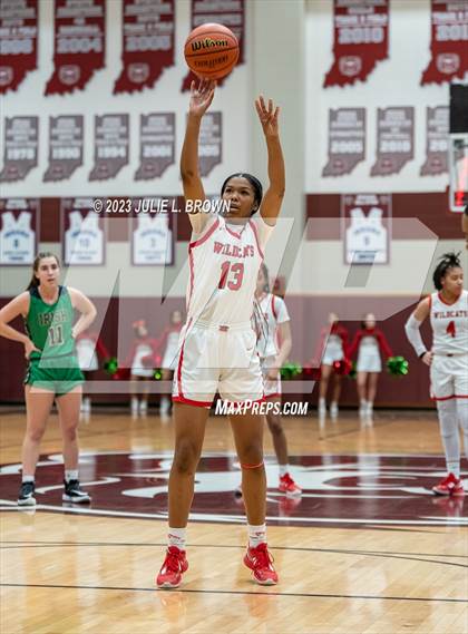 Thumbnail 3 in Cathedral vs. Lawrence North (IHSAA 4A sectional 10 semi-final) photogallery.