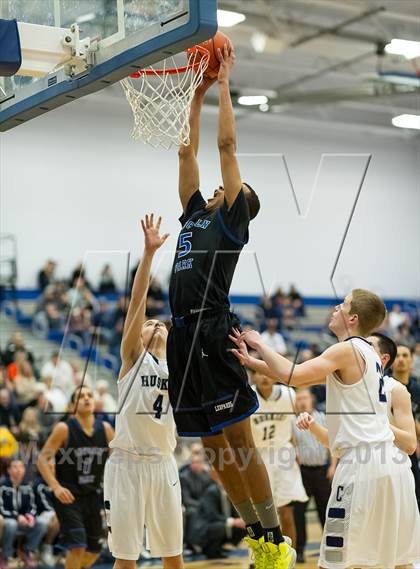 Thumbnail 2 in Bishop Carroll vs. Lincoln Park Performing Arts (PIAA Class A Quarterfinal) photogallery.