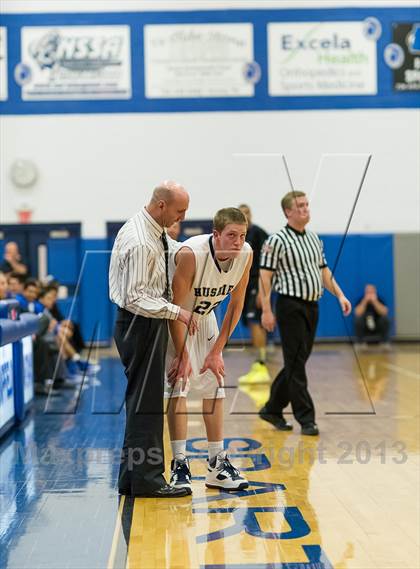 Thumbnail 1 in Bishop Carroll vs. Lincoln Park Performing Arts (PIAA Class A Quarterfinal) photogallery.